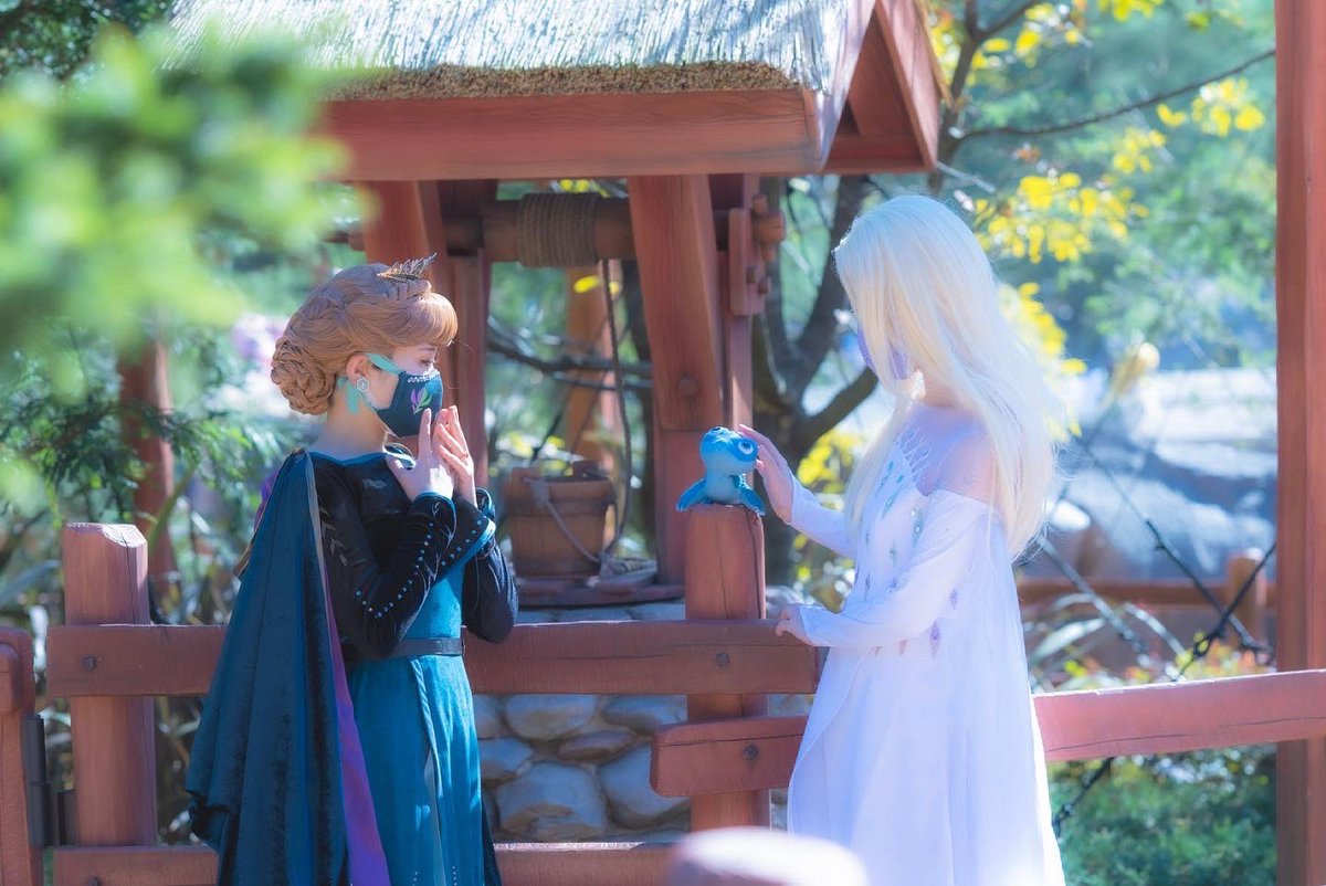 ディズニー　アナと雪の女王2 エルサ　精霊　ドレス　Dハロ　コスプレ　仮装　衣装